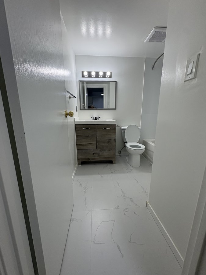 525 West 14th Avenue - Photo 8