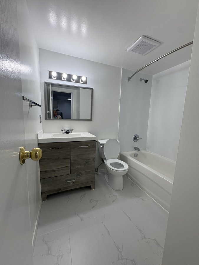 525 West 14th Avenue - Photo 9