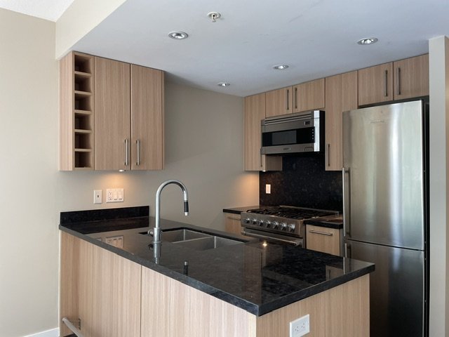 108 West 1st Avenue - Photo 8