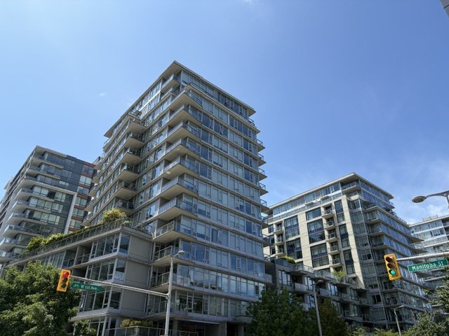 108 West 1st Avenue - Photo 18