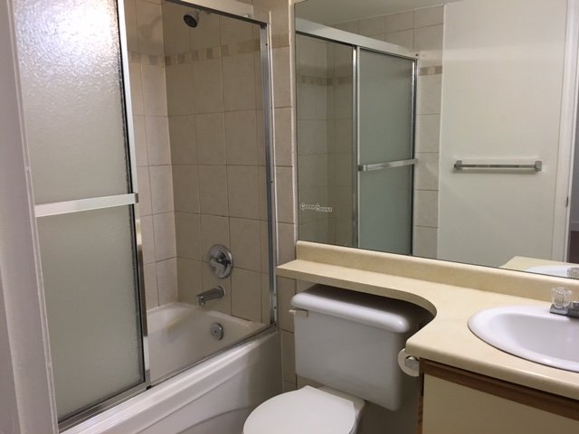 921 Thurlow Street - Photo 3