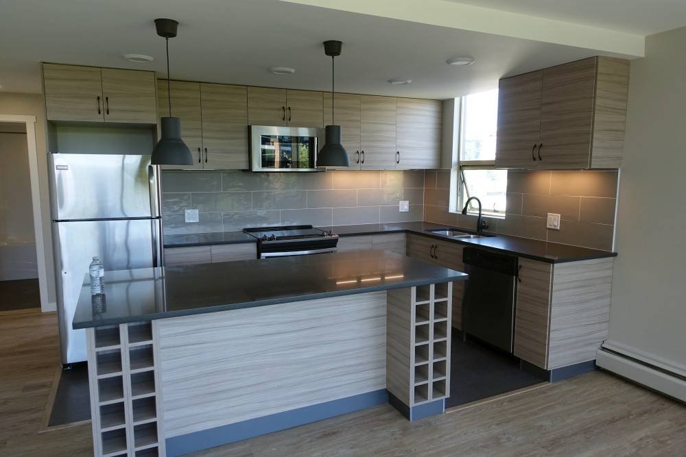 1550 West 10th Avenue - Photo 2