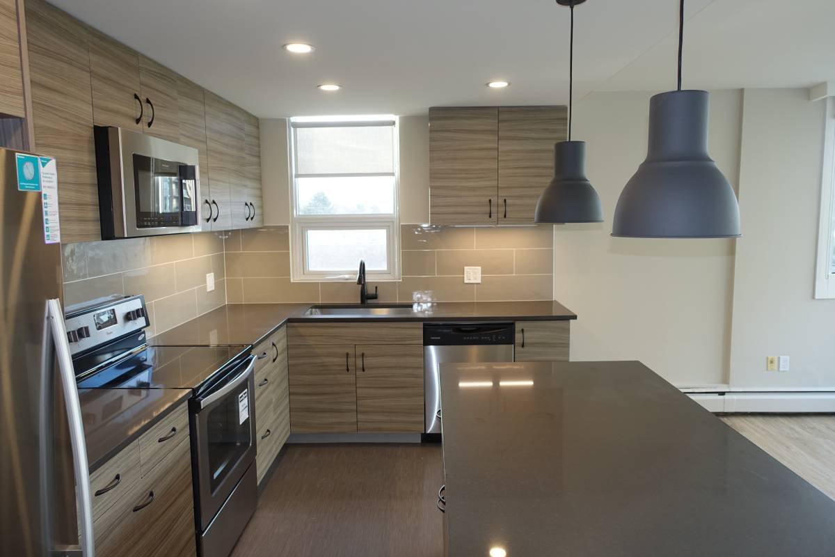 1550 West 10th Avenue - Photo 3