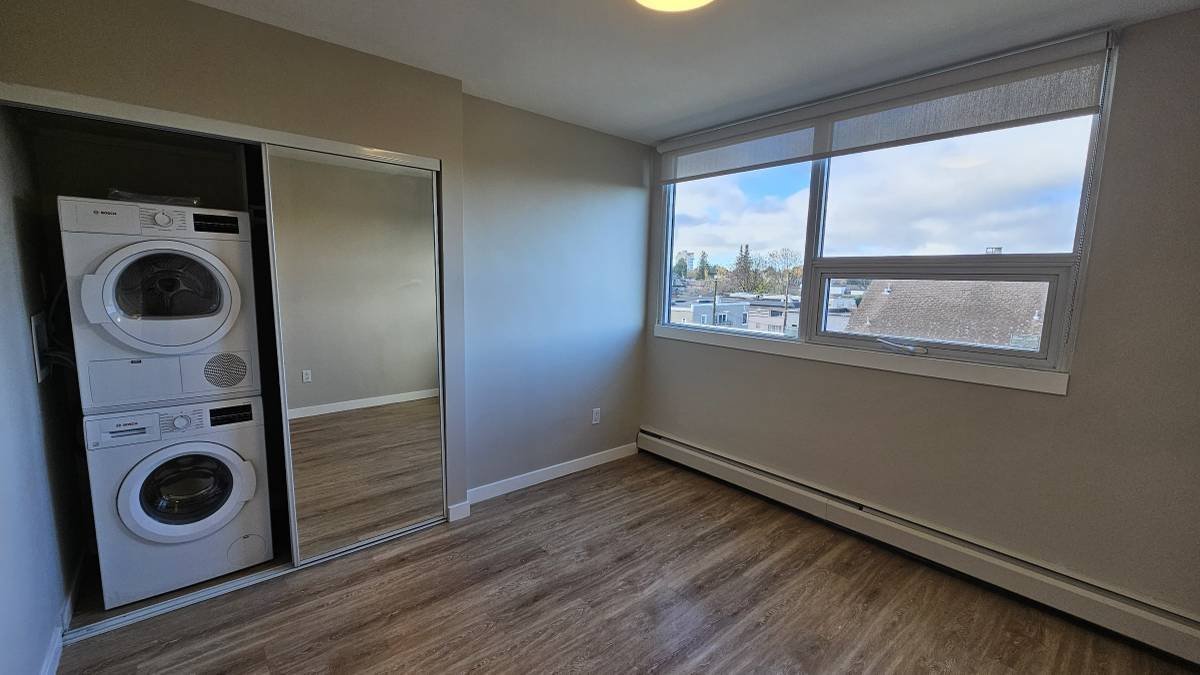 1550 West 10th Avenue - Photo 7