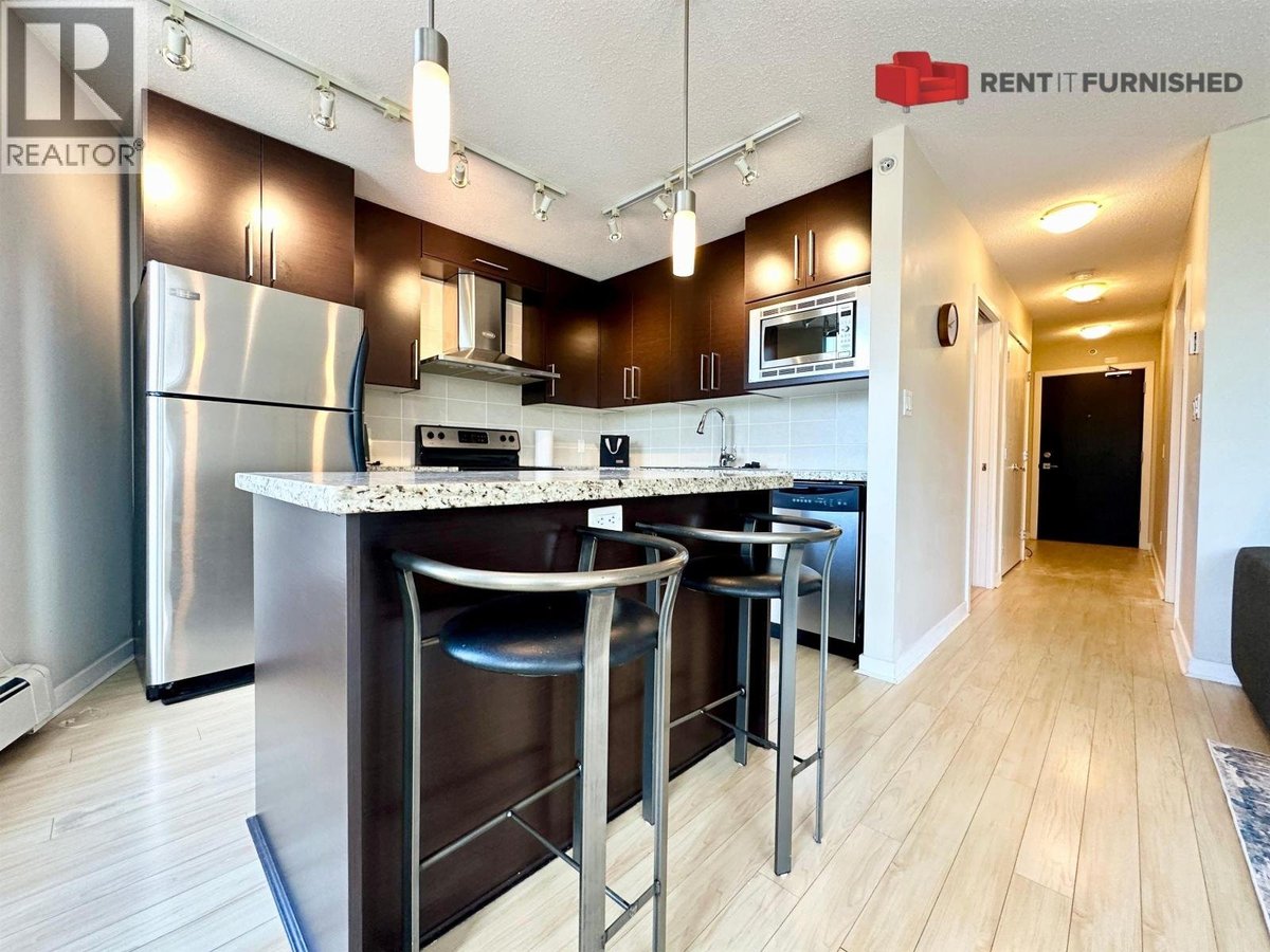 188 KEEFER PLACE - Photo 5