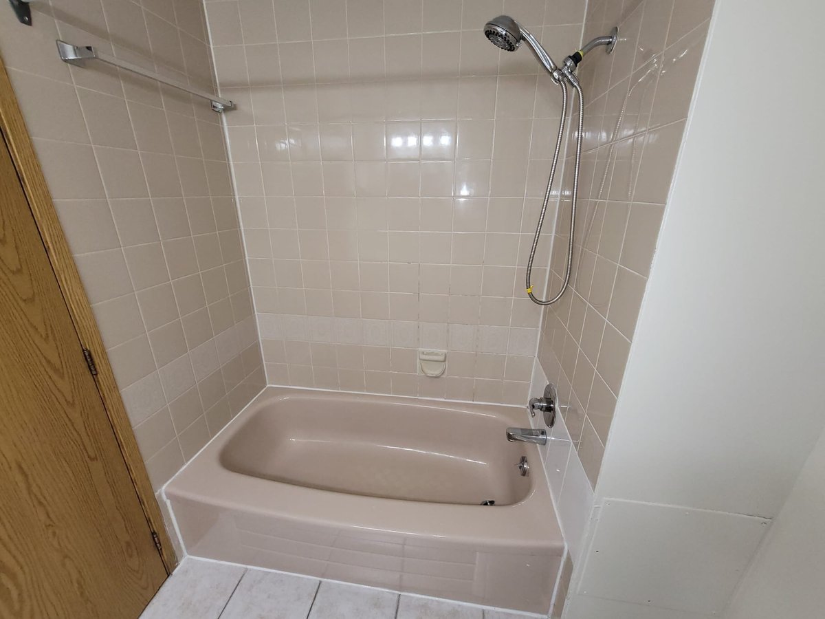2480 Laurel Street - Photo 4