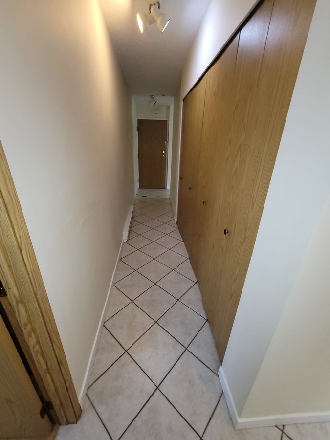 2480 Laurel Street - Photo 7