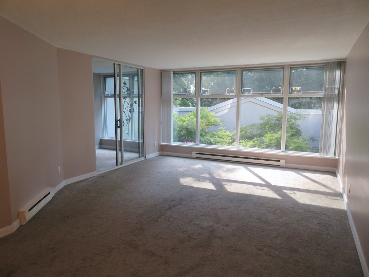 431 Pacific Street - Photo 2