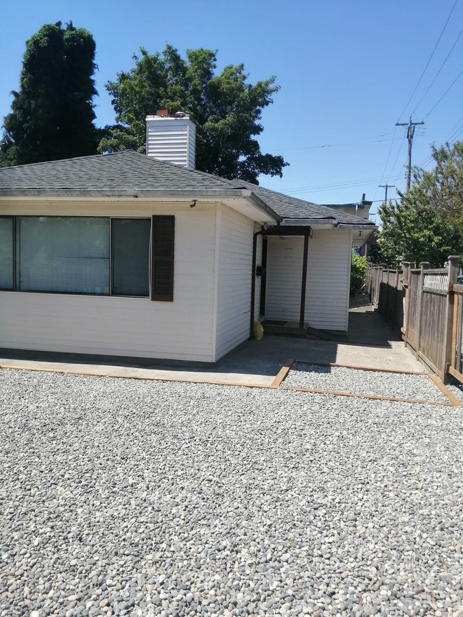 8007 French Street - Photo 1