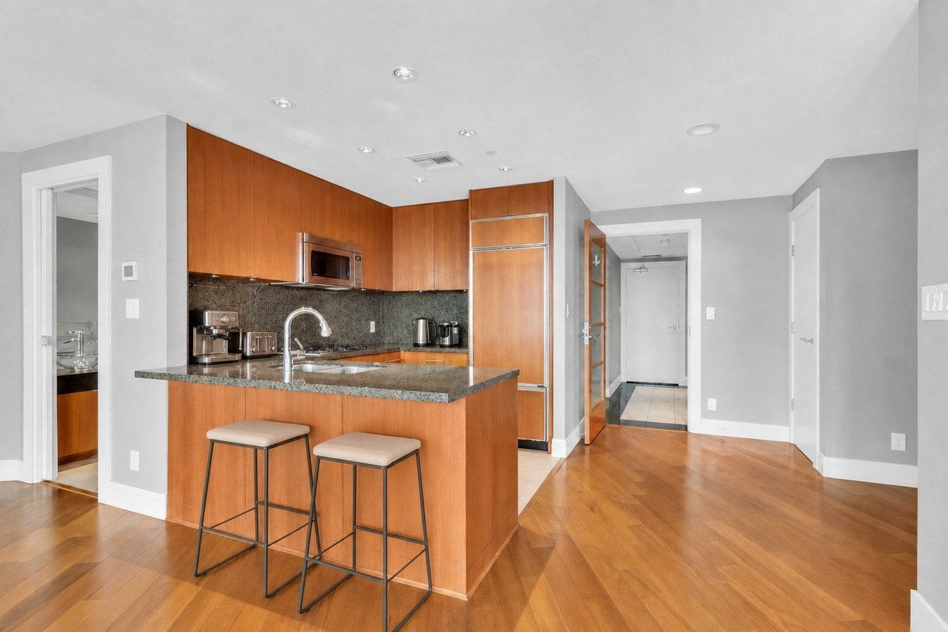 628 Kinghorne Mews - Photo 5