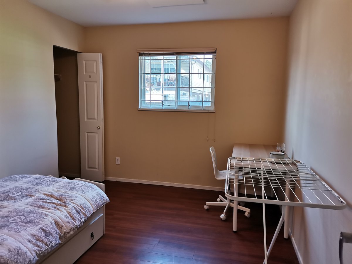 2729 East Georgia Street - Photo 1