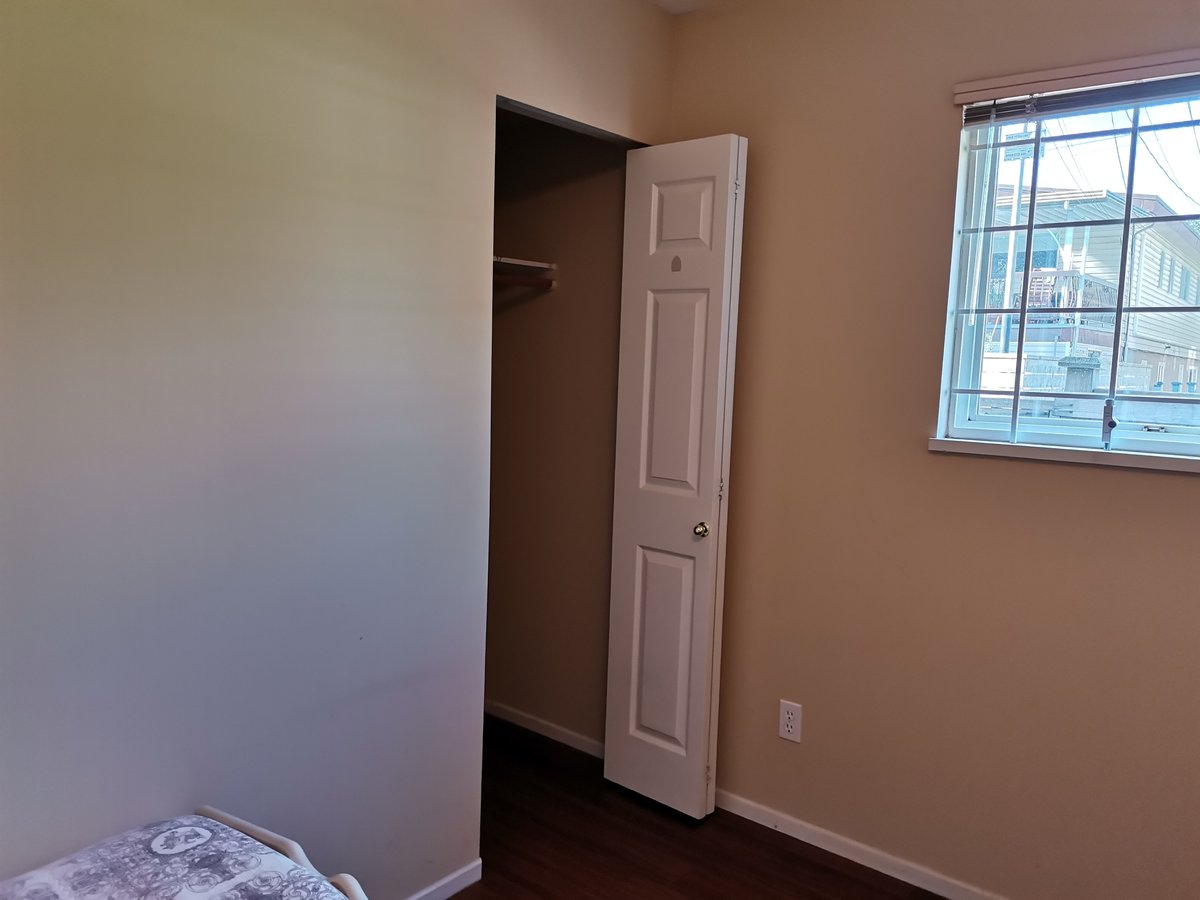 2729 East Georgia Street - Photo 4