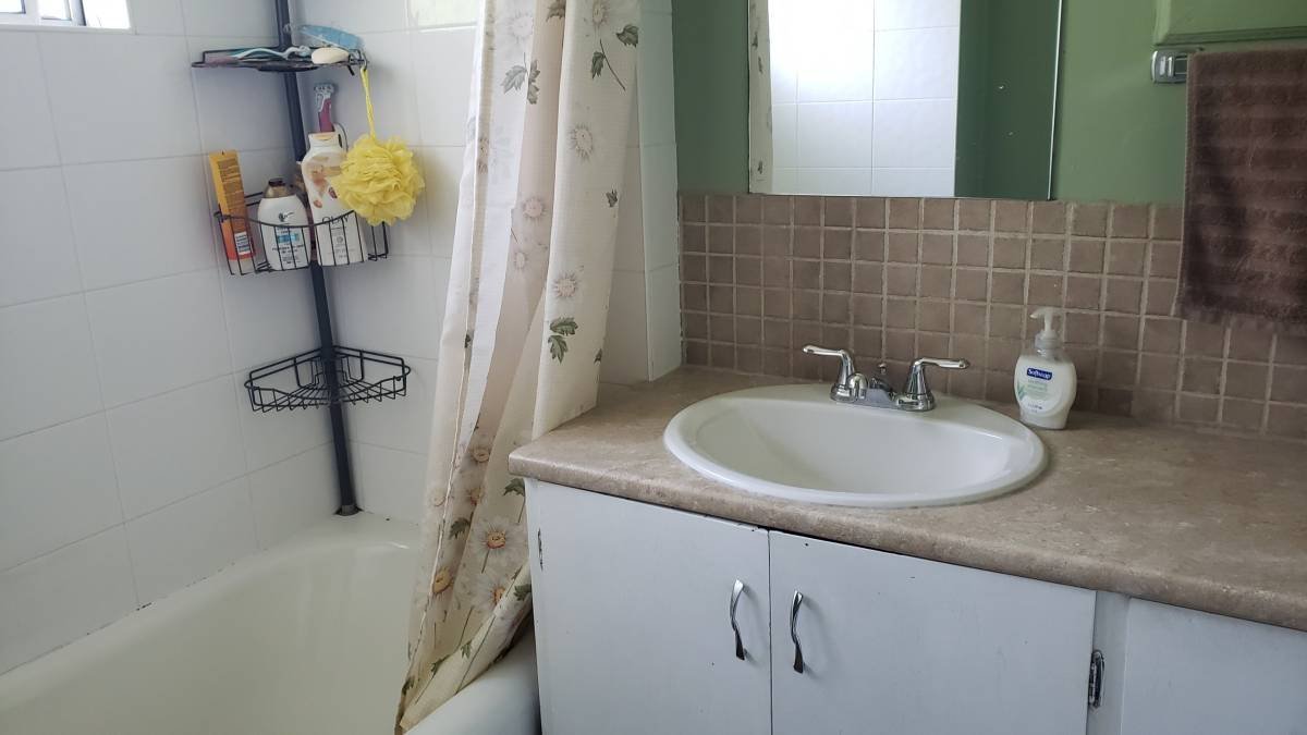East 20th Avenue - Photo 14
