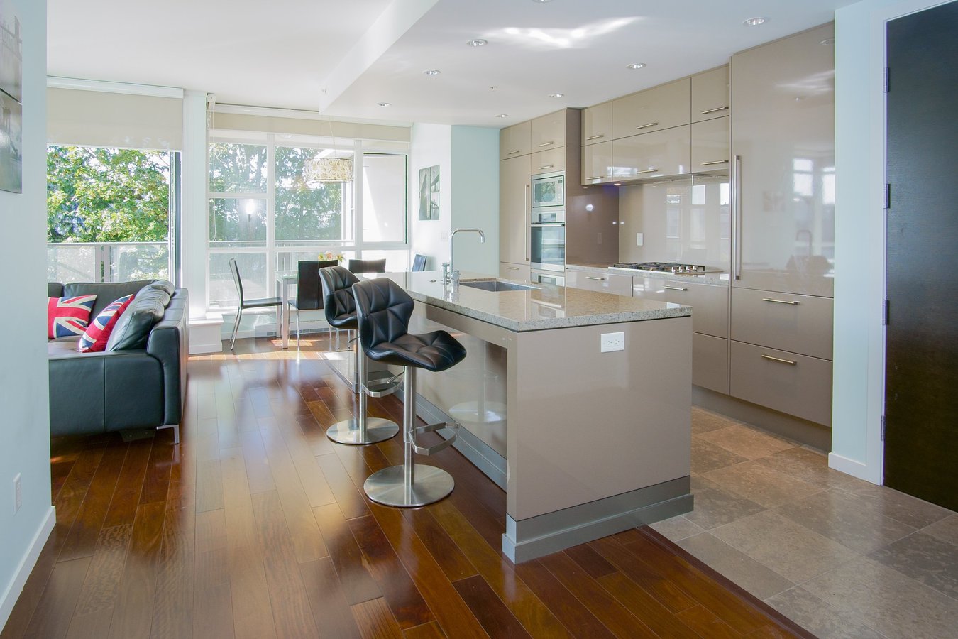 5989 Walter Gage Road - Photo 23