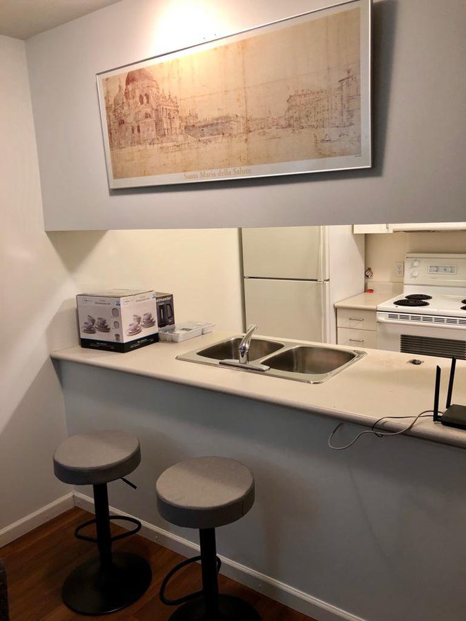 438 Seymour Street - Photo 8