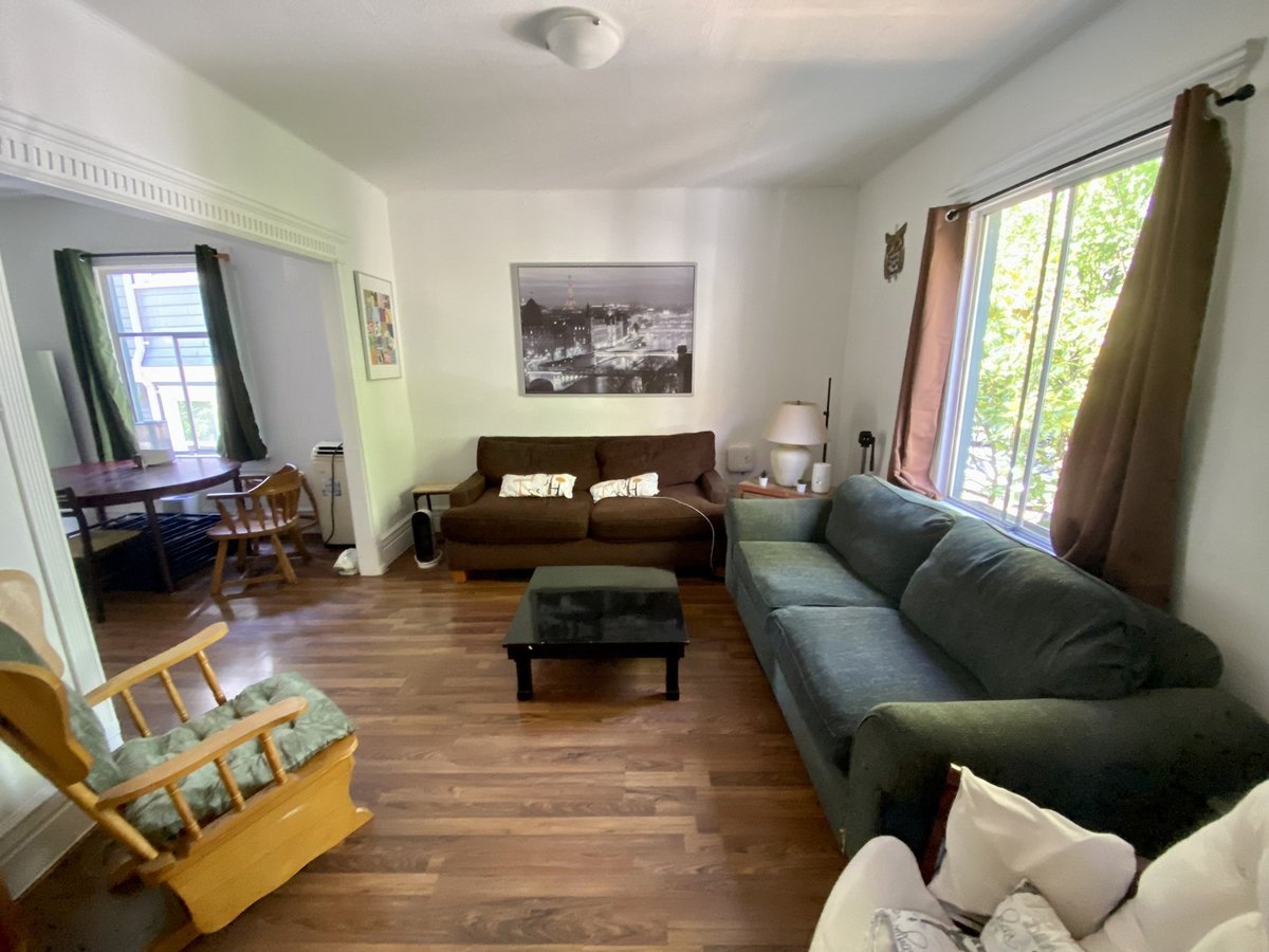 1620 Graveley Street - Photo 4