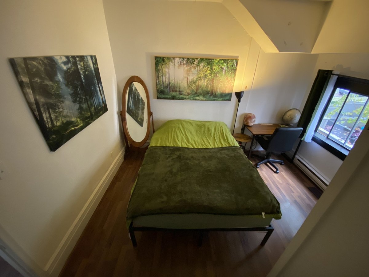 1620 Graveley Street - Photo 8