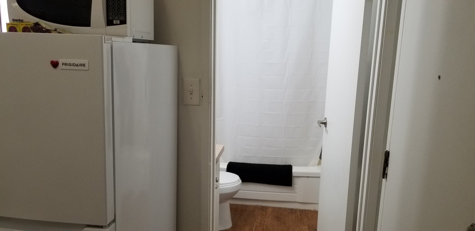 249 East Georgia Street - Photo 2