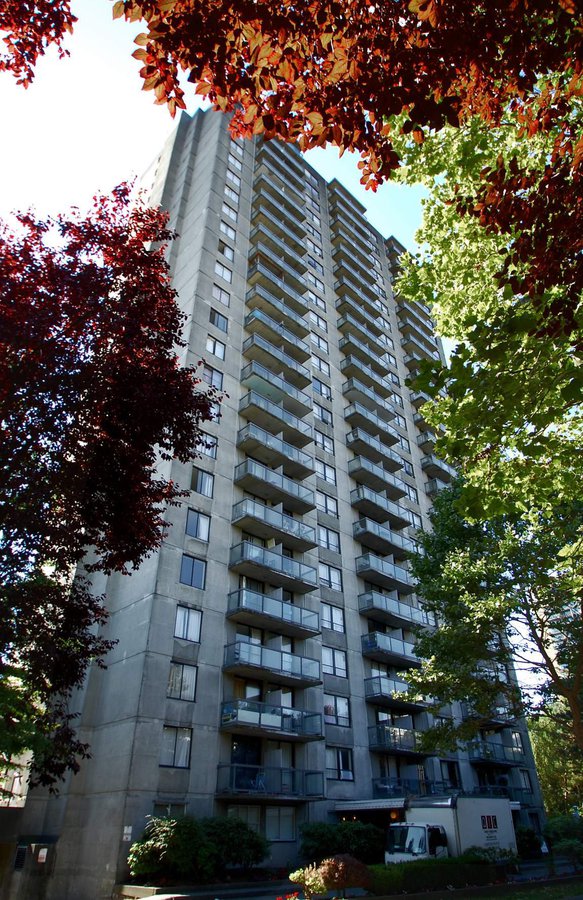 Apartment for rent at 1644 NELSON ST, Vancouver, BC. 