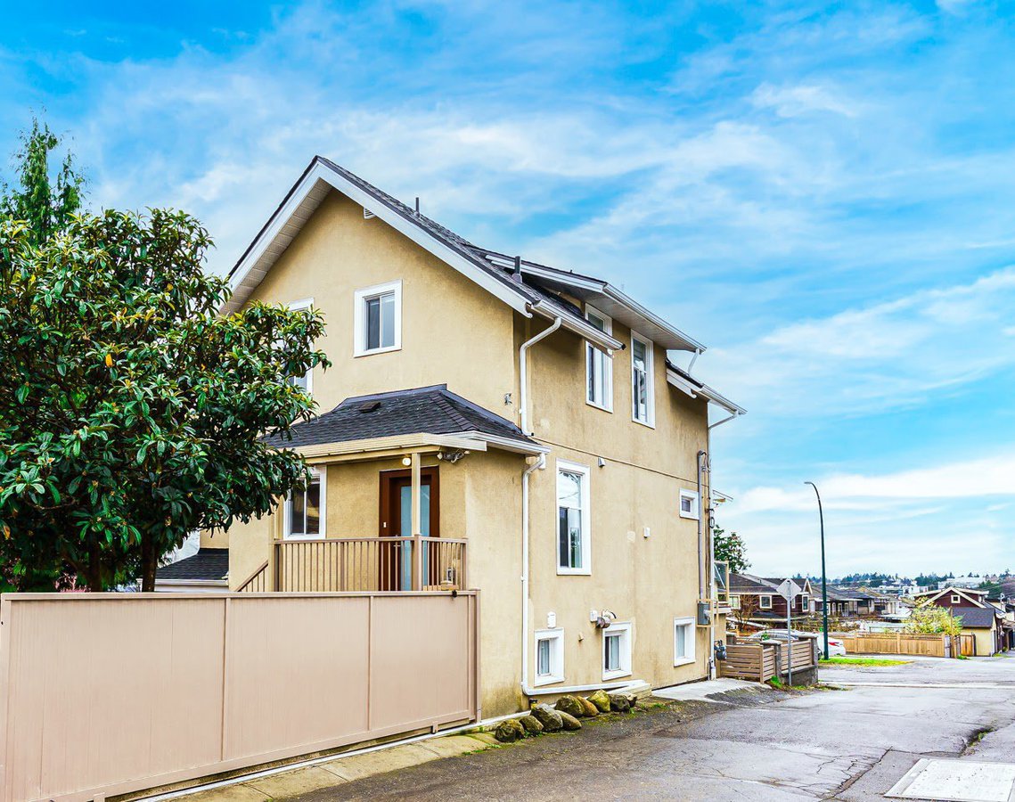6460 Saint George Street - Photo 21