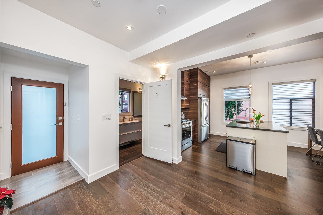 6460 Saint George Street - Photo 7