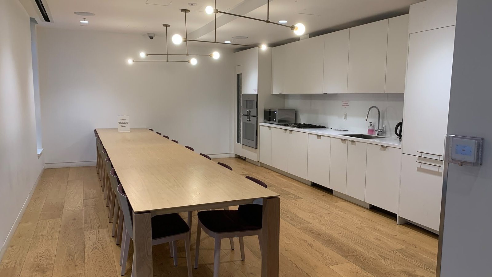 1289 Hornby Street - Photo 10