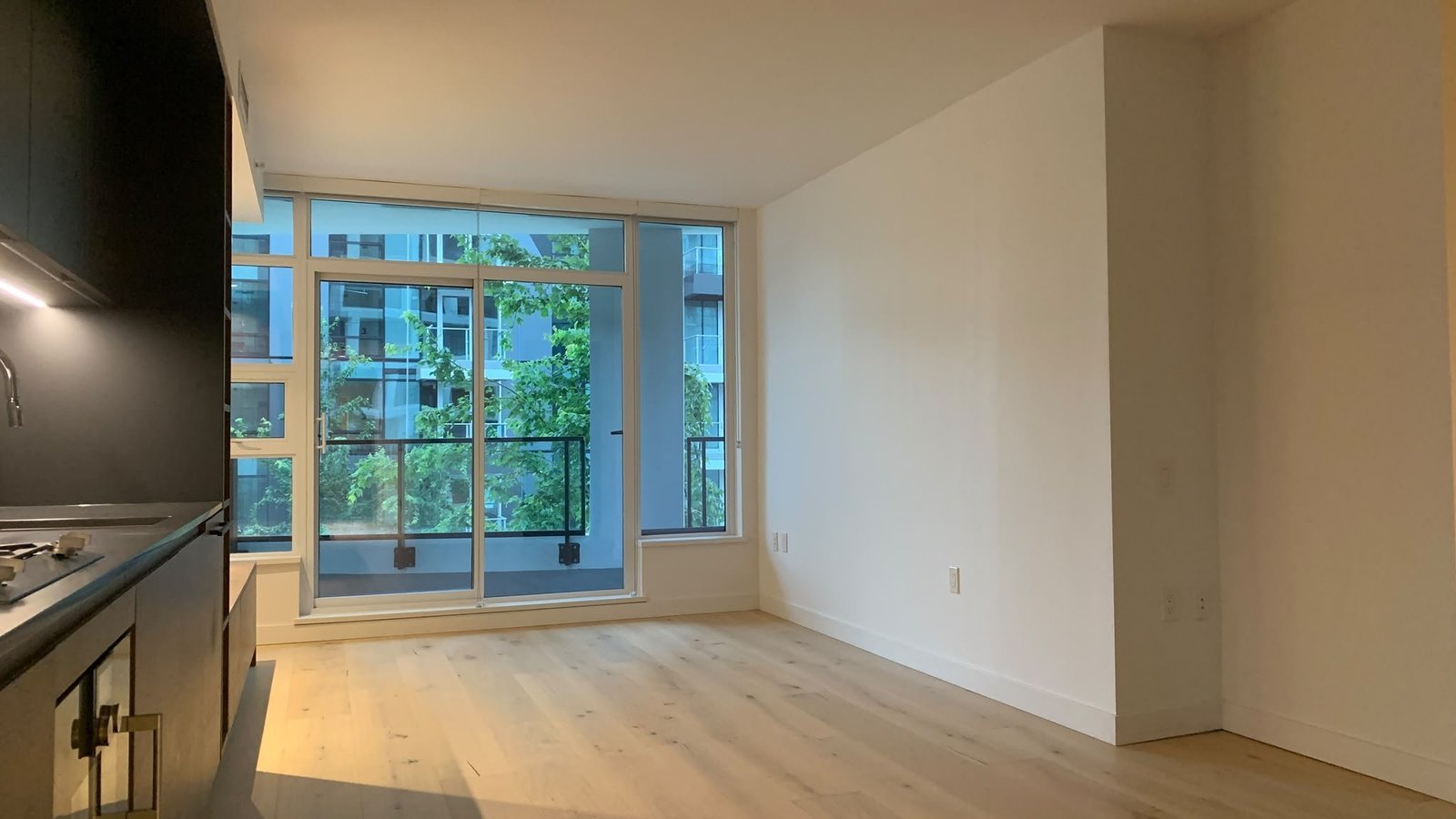 1289 Hornby Street - Photo 9