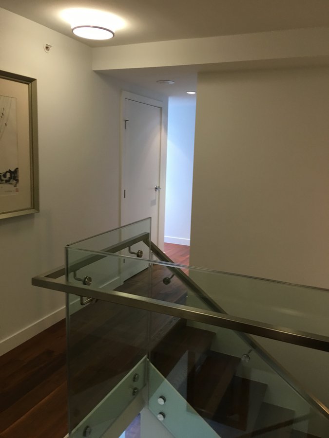 188 Keefer Street - Photo 2