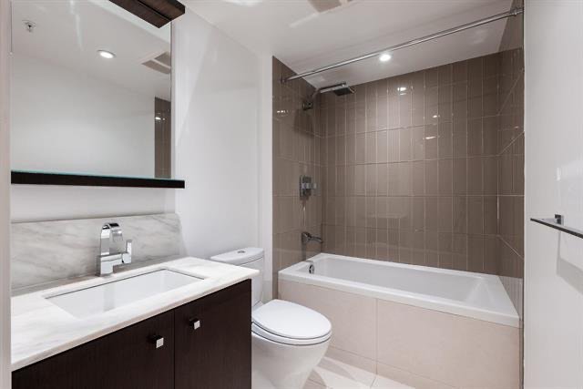 1028 Barclay Street - Photo 10