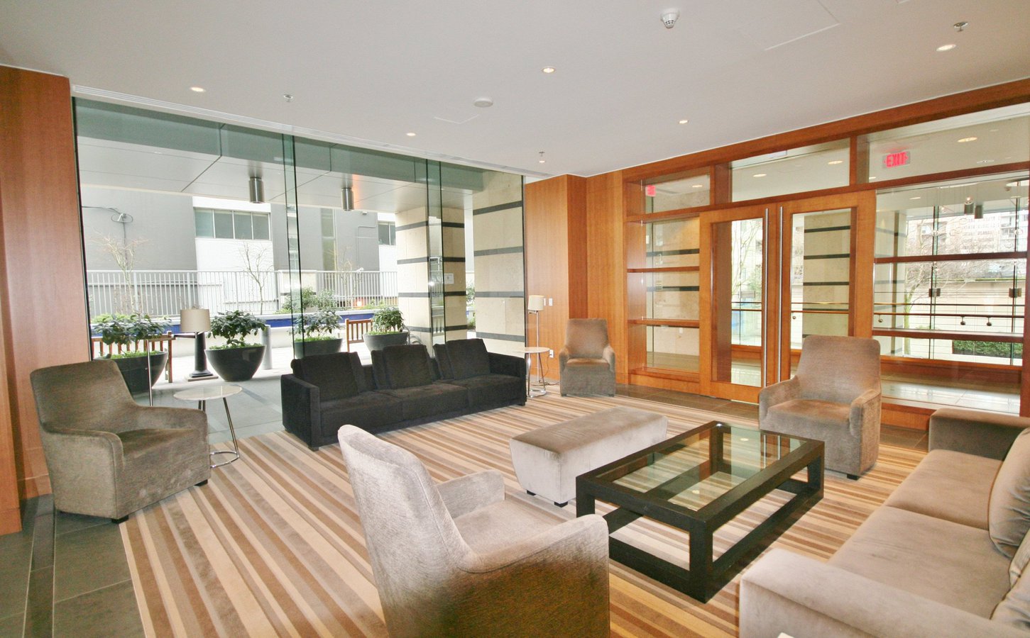1028 Barclay Street - Photo 17