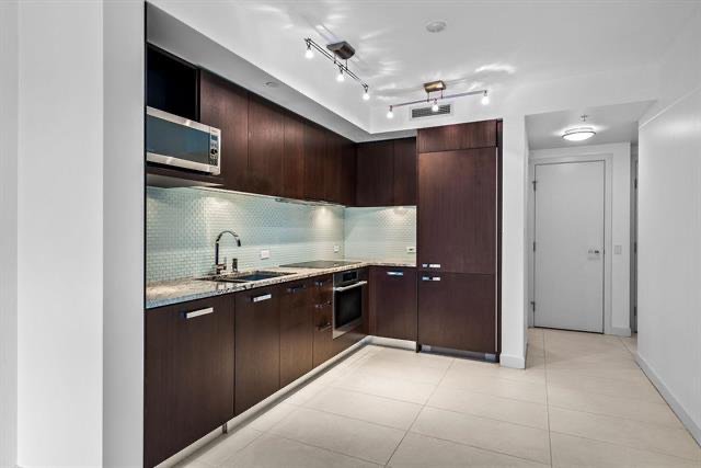 1028 Barclay Street - Photo 1
