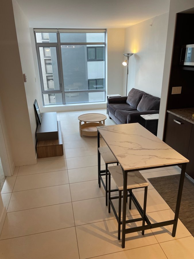 1028 Barclay Street - Photo 6
