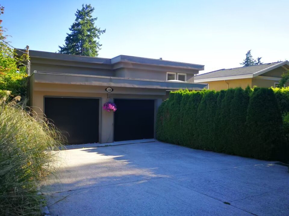 4070 Rose Crescent - Photo 2