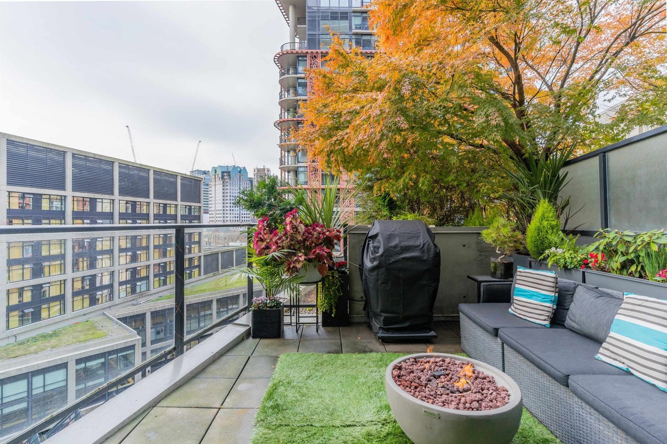 108 West Cordova Street - Photo 6