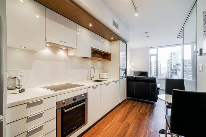 1661 Quebec Street - Photo 3