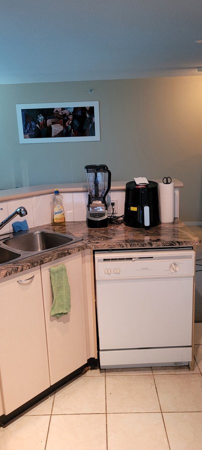 1331 Alberni Street - Photo 4