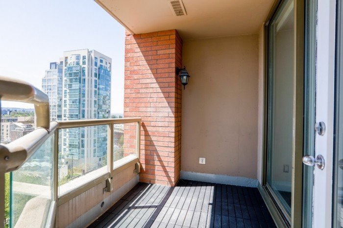 888 Pacific Street - Photo 8