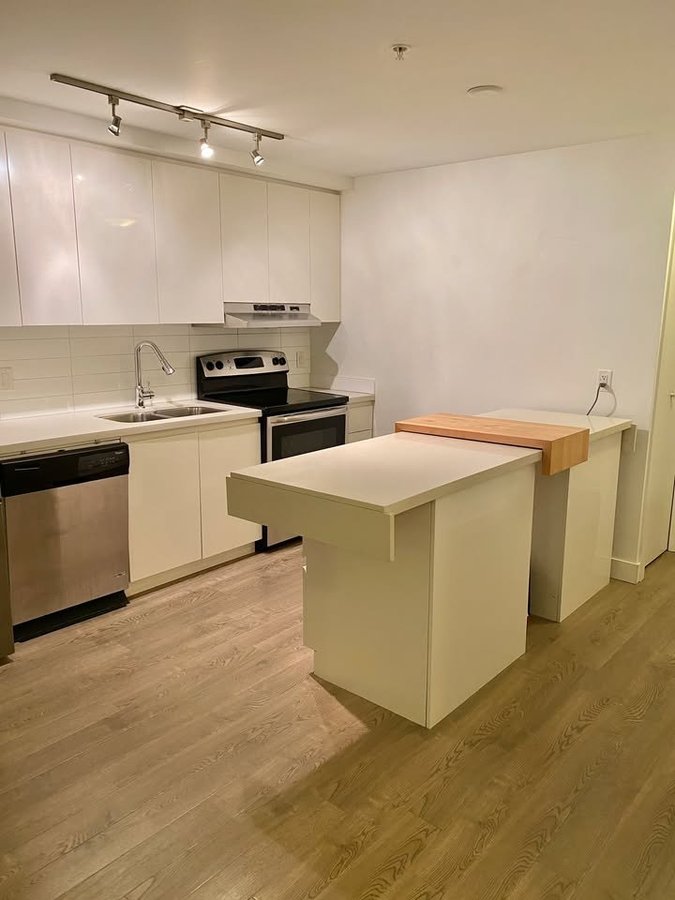 555 West 7th Avenue - Photo 8