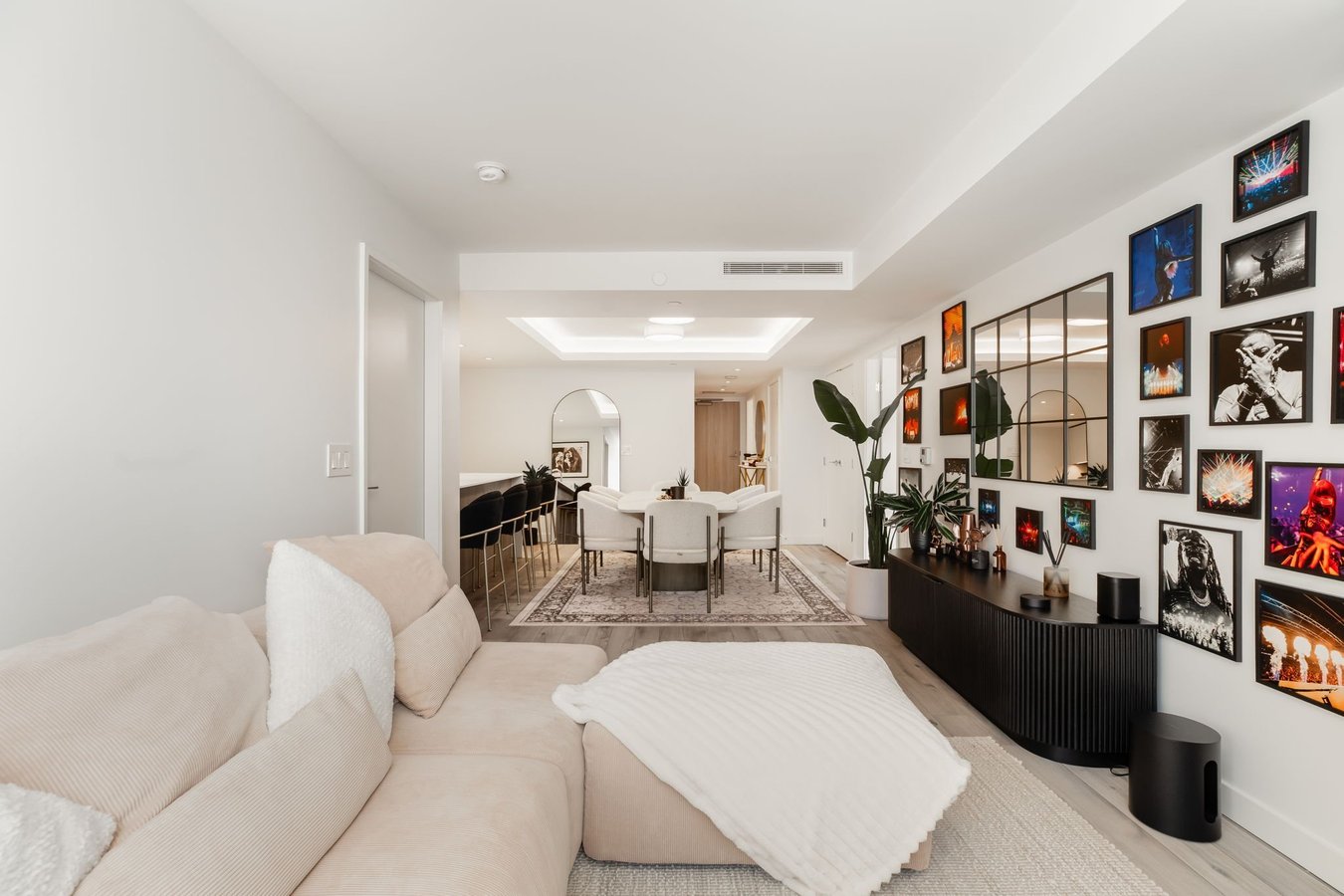 1107 Richards Street - Photo 4