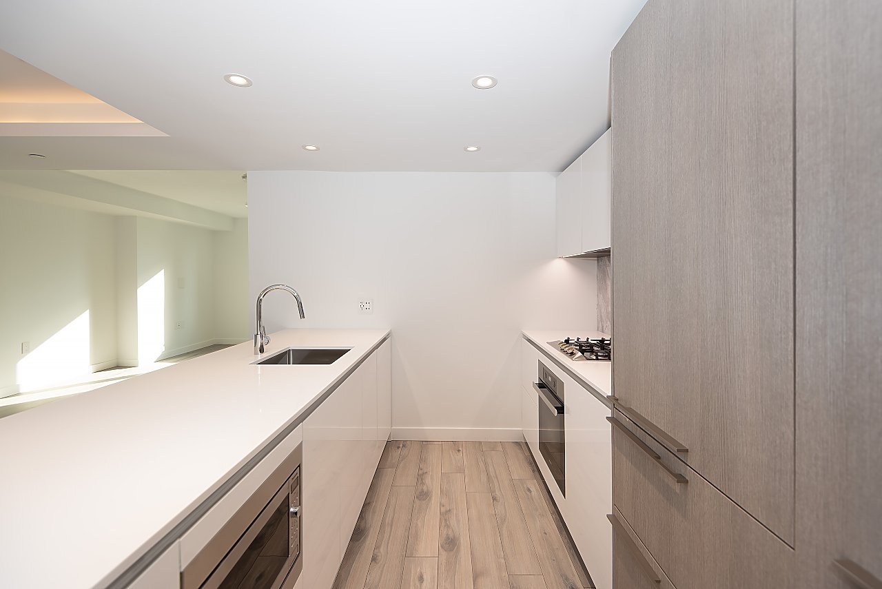 1107 Richards Street - Photo 11