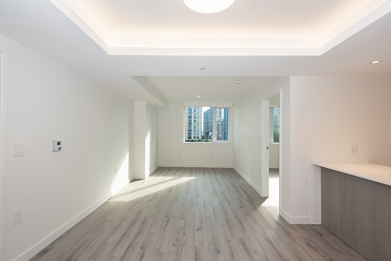 1107 Richards Street - Photo 12