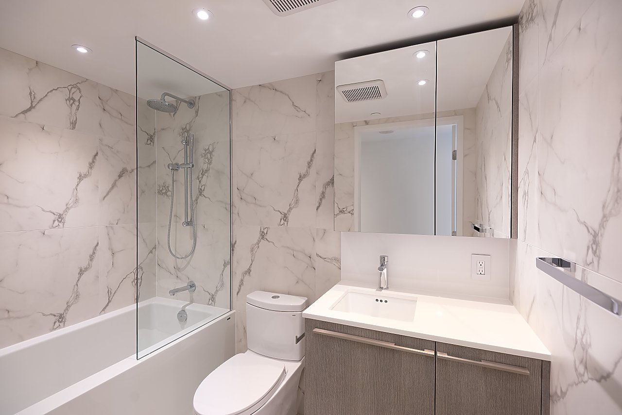 1107 Richards Street - Photo 20