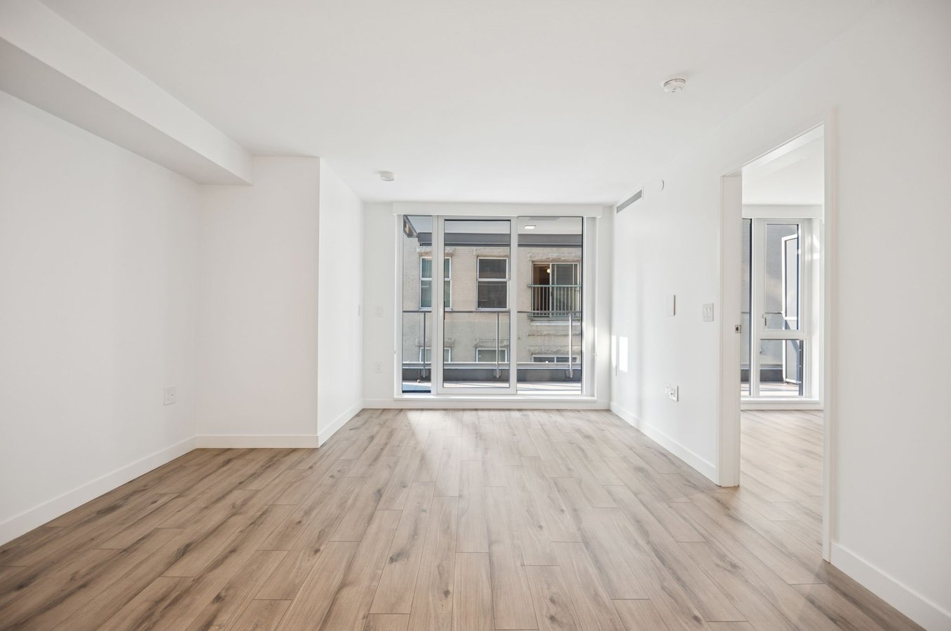 1107 Richards Street - Photo 2