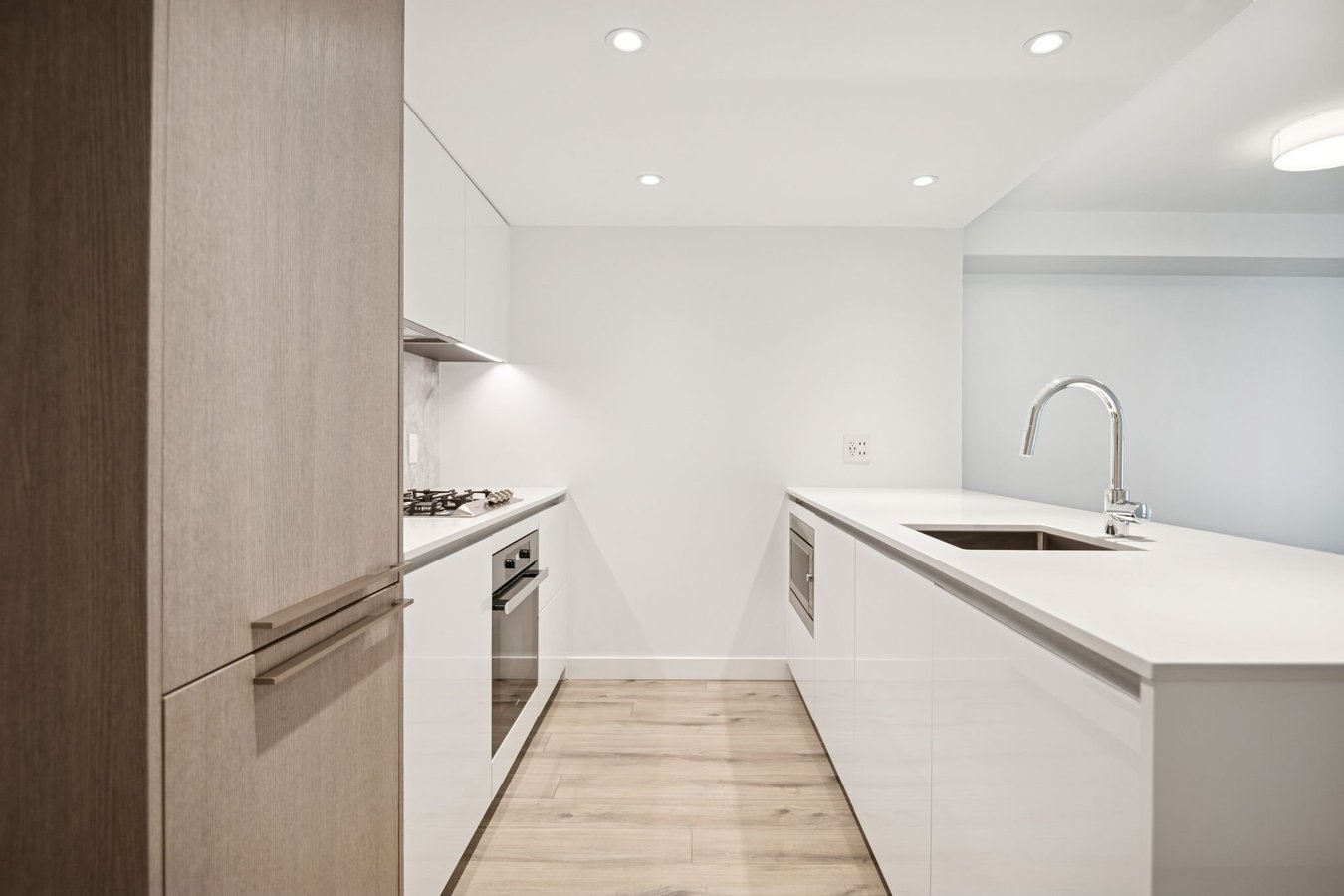 1107 Richards Street - Photo 6