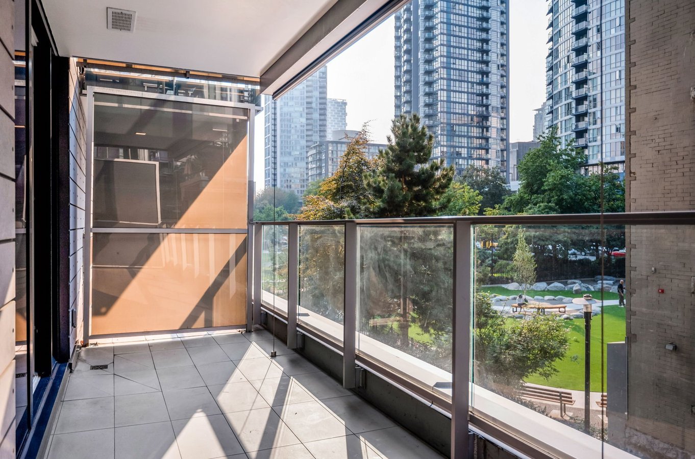 1107 Richards Street - Photo 14