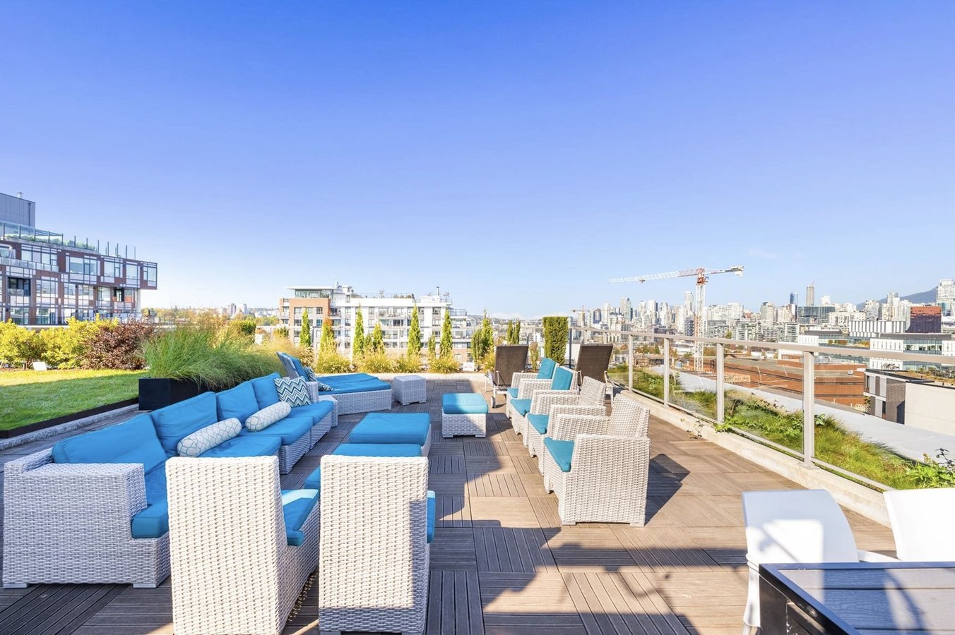 250 East 6th Avenue - Photo 20