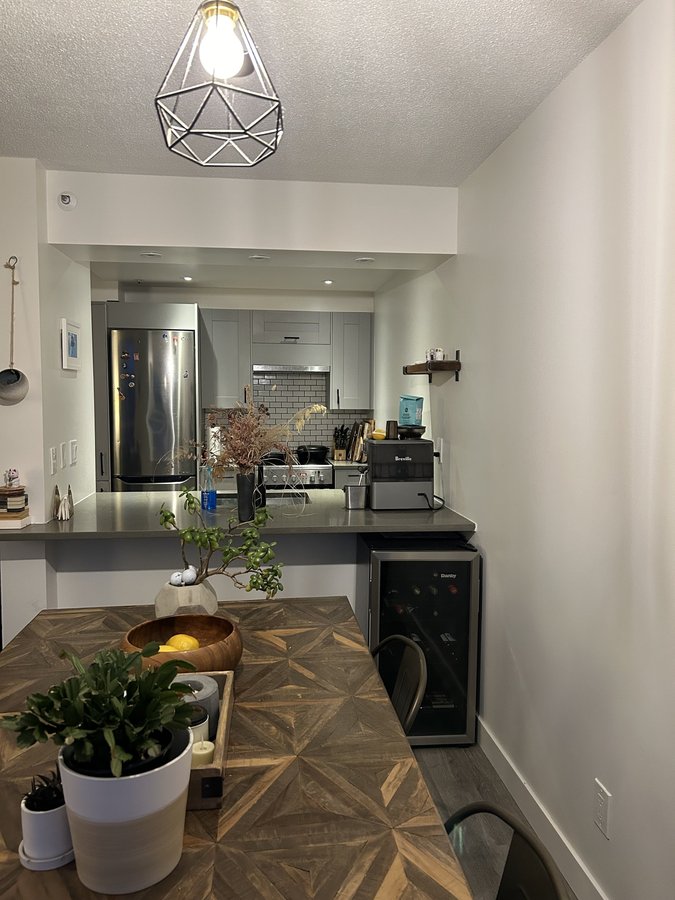 1268 West Broadway - Photo 2