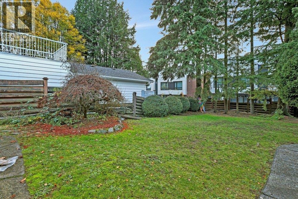 2950 W 31ST AVENUE - Photo 10