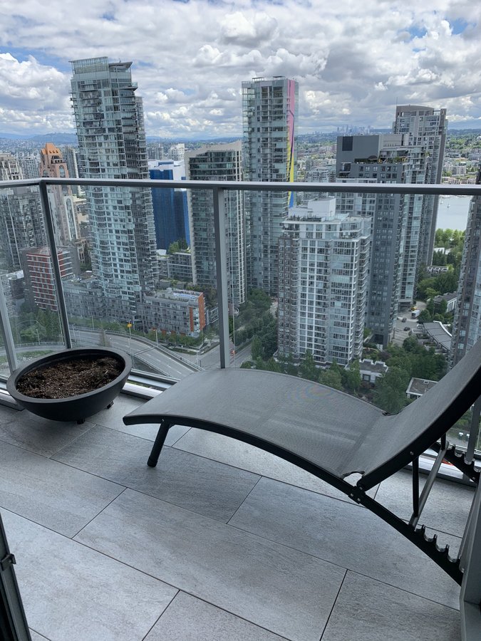 1496 Howe Street - Photo 8
