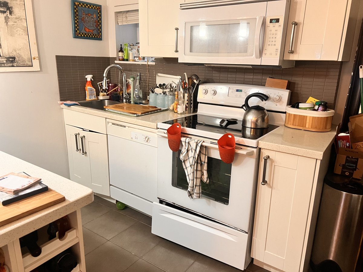 1657 East 12th Avenue - Photo 2